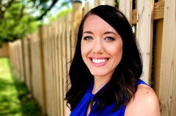 brianna earomirski headshot